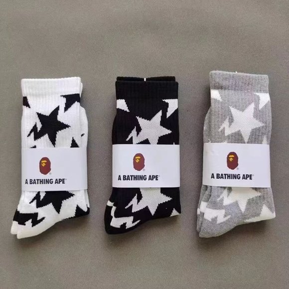 A set of BATHING APE socks